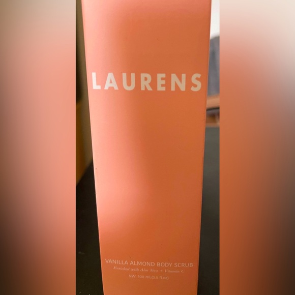 Laurens Vanilla Almond body scrub brand new in box - Picture 1 of 2